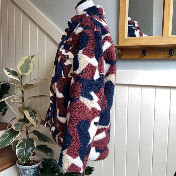 NWT rag & bone Elliot High Pile Sherpa Shirt Jacket in Burgundy Print - Picture 15 of 15